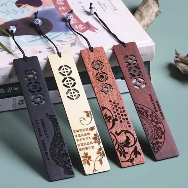 Engraved Wooden Bookmark – Vintage Chinese-Inspired Design for Reading & Gifting